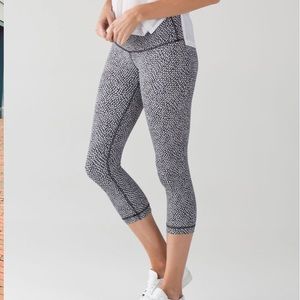 Lululemon Wunder Under Crop III 6